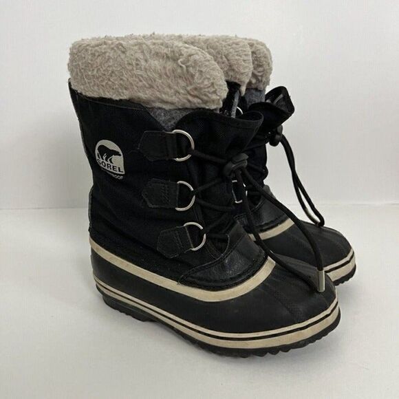 Sorel kids Size 2 Yoot Pac Nylon Black Waterproof Cold Weather Winter Snow Boot - Picture 1 of 9